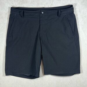 lululemon athletica Size 40 Dark Gray Black Performance Patterned Shorts